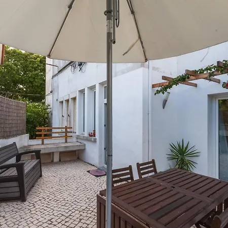 Flh With Terrace Apartment