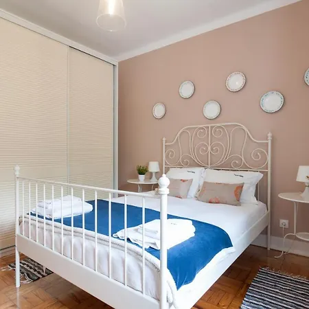 Flh With Terrace * 卡斯凯什